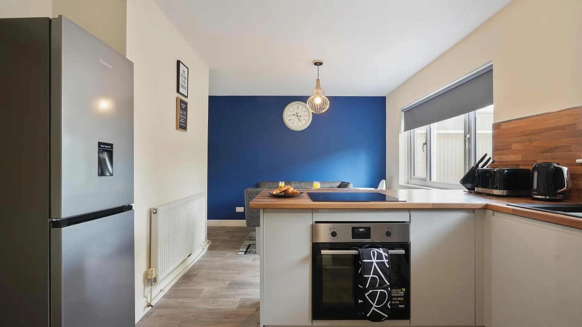 Guests Rated Exceptional 3 Bed House, Homely Comforts , Close To Amenities And Centre Sheffield Lejlighed